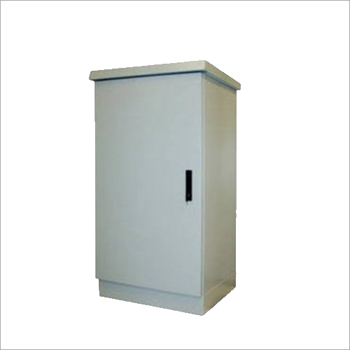 Metal Server Cabinet - Os Supported: No