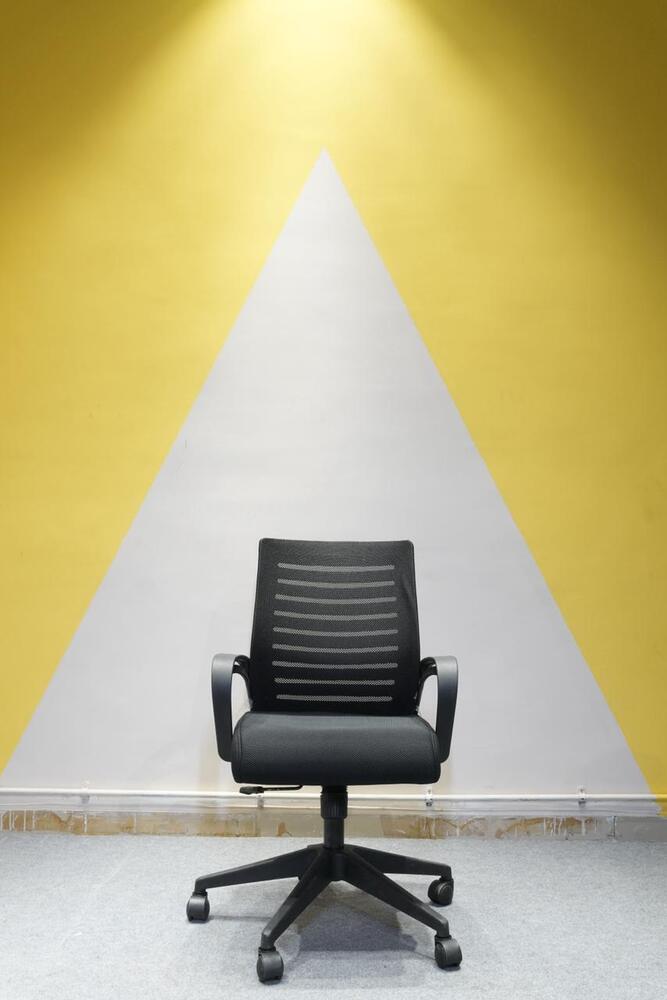 Boom Revoling Chair - Feature: Durable
