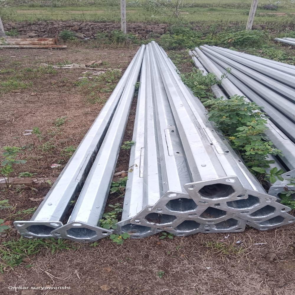 Single-Arm 7 Meter Octagonal Street Light Pole