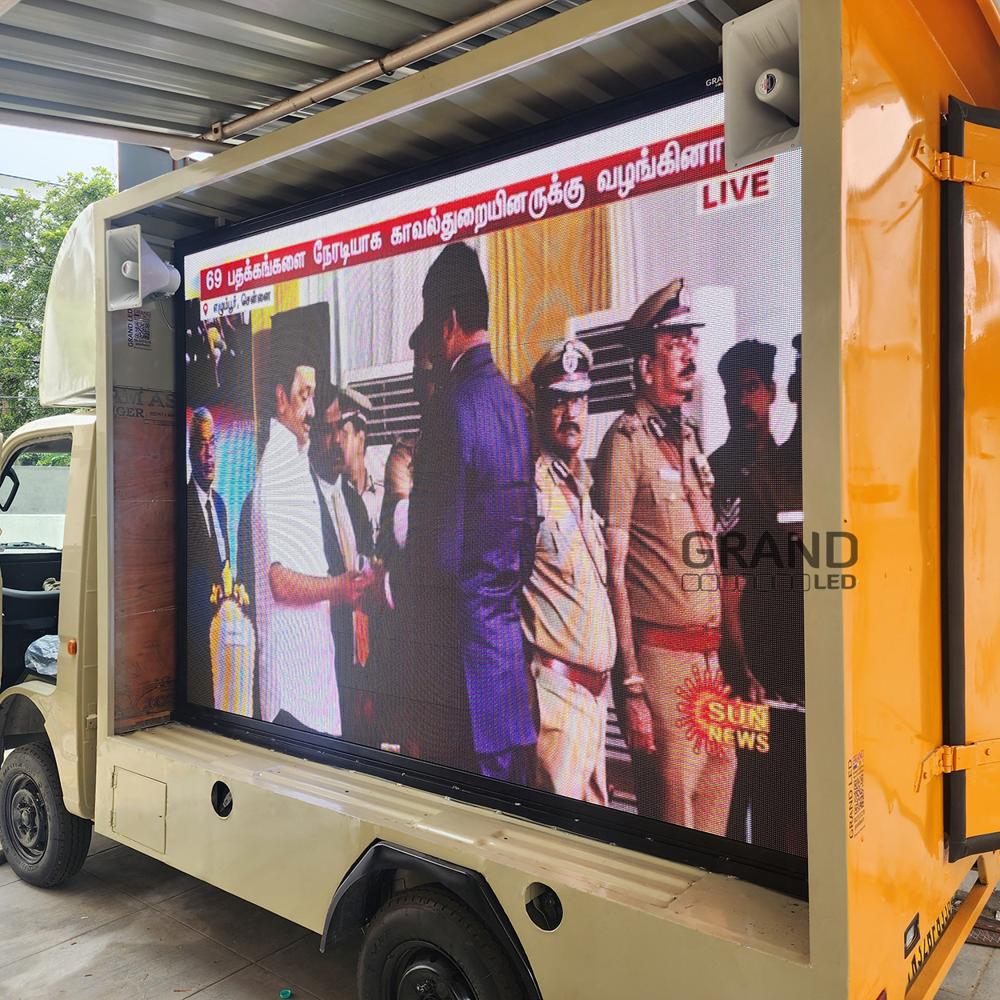 Advertising Vehicle LED Screen