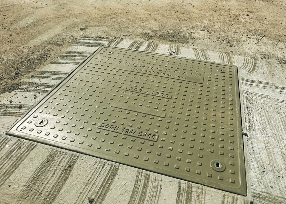 Thermodrain Solid Top Manhole Covers With Frame - Color: Off White