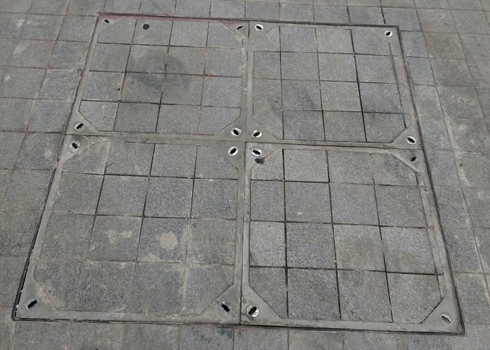 Thermodrain Recess Manhole Covers With Frame - Color: Multicolor