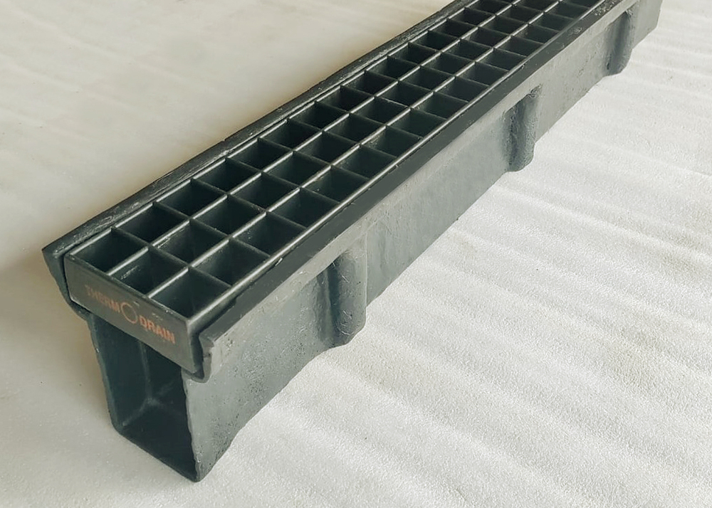 Thermodrain Frp Grp Drain Channels With Grating Gully Cover - Color: Black