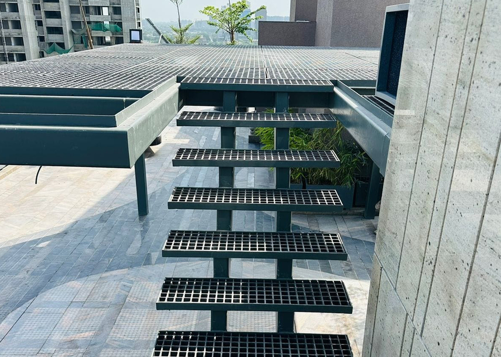 Thermodrain Gratings - Color: Grey