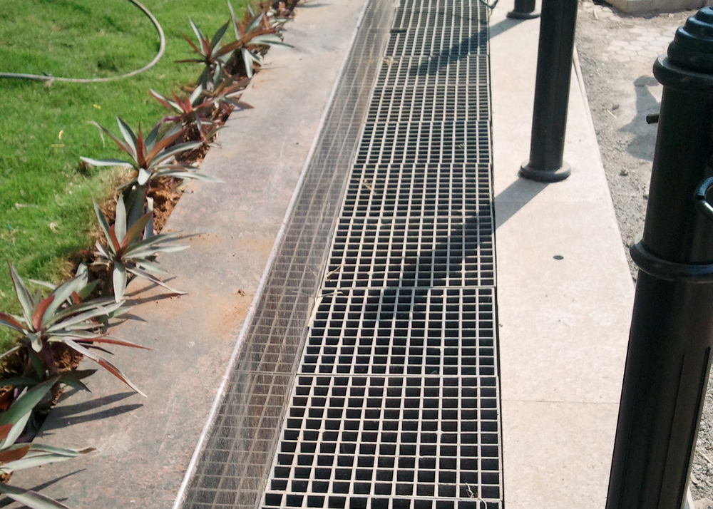 Thermodrain Gratings - Application: Tank
