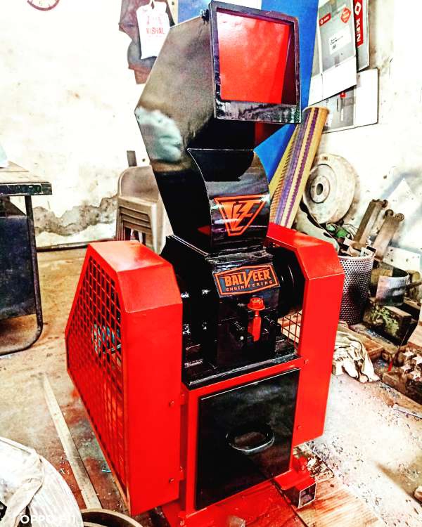 Mini Plastic Crushing Machine