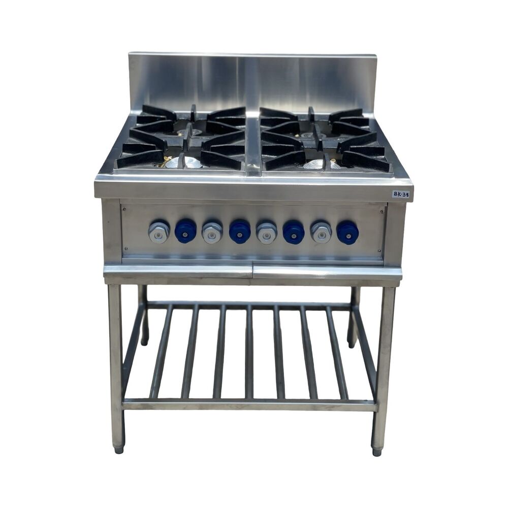 4 Burner Continental Range - Color: Silver