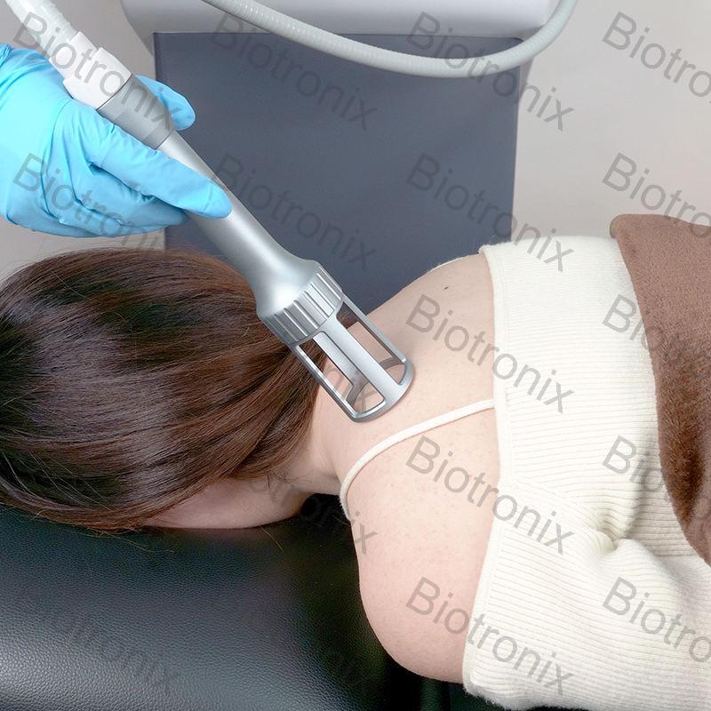 Smart Class IV Laser Therapy Unit with Adjustable Power, Multiple Lens Options, and Safety Emergency Switch for Physiotherapy Clinics