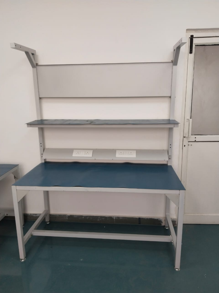 Single Side Work Table 1.8 Mtr (6 Feet) | Modular Ergonomic Industrial Workstation - Color: Silver