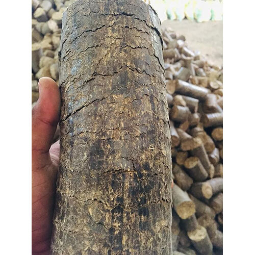 Biomass Briquettes - Fixed Carbon: 15-20 %
