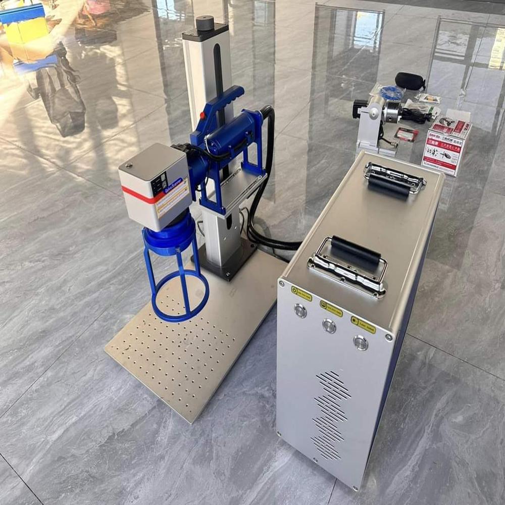 Hand Held Laser Marking Machine - Accuracy: 0.01 Mm