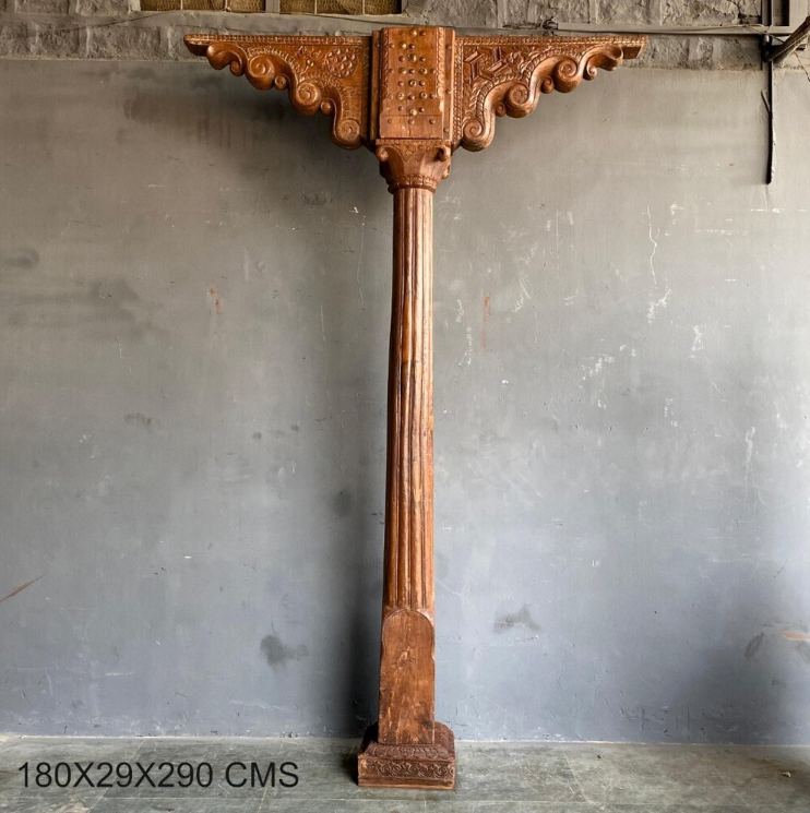 WOODEN OLD PILLAR