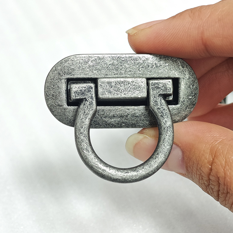 Metal Twist Lock for Bags