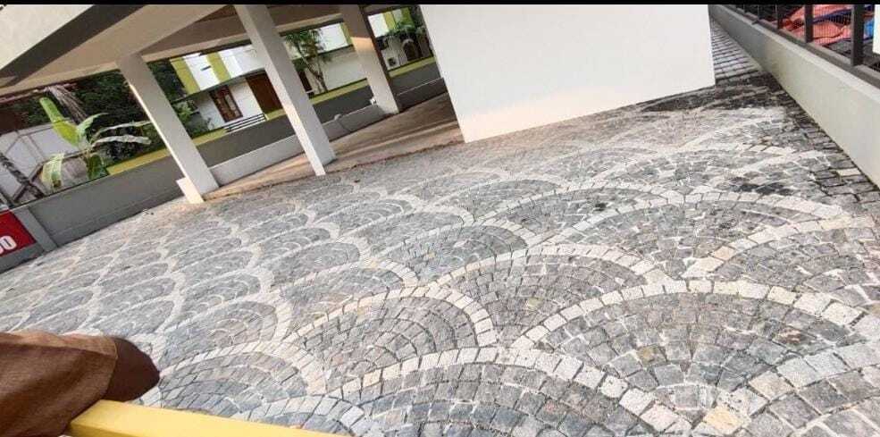 Cobbles Stones - Size: Various