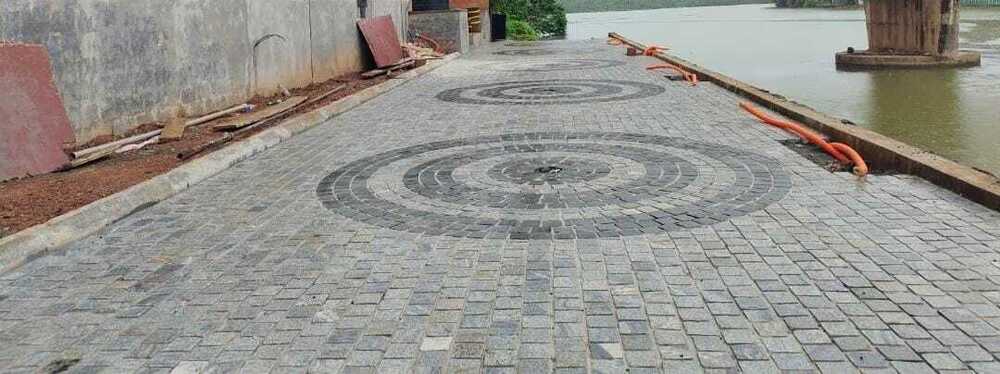 Cobbles Stones - Size: Various