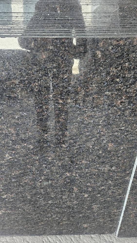 Honey Brown Granite - Size: As Per Requirement