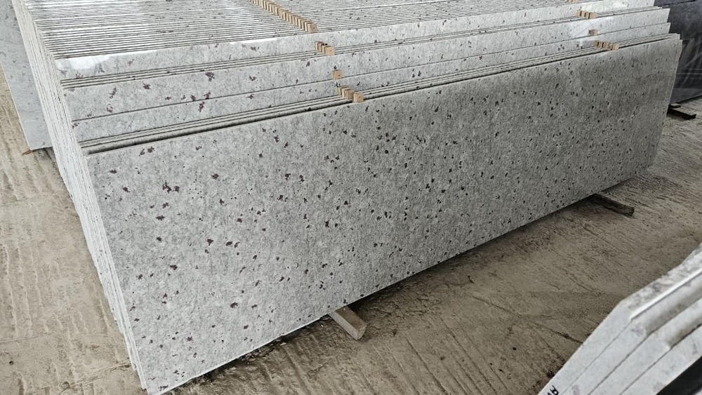 Moon White Lapataro Granite - Size: As Per Requirement