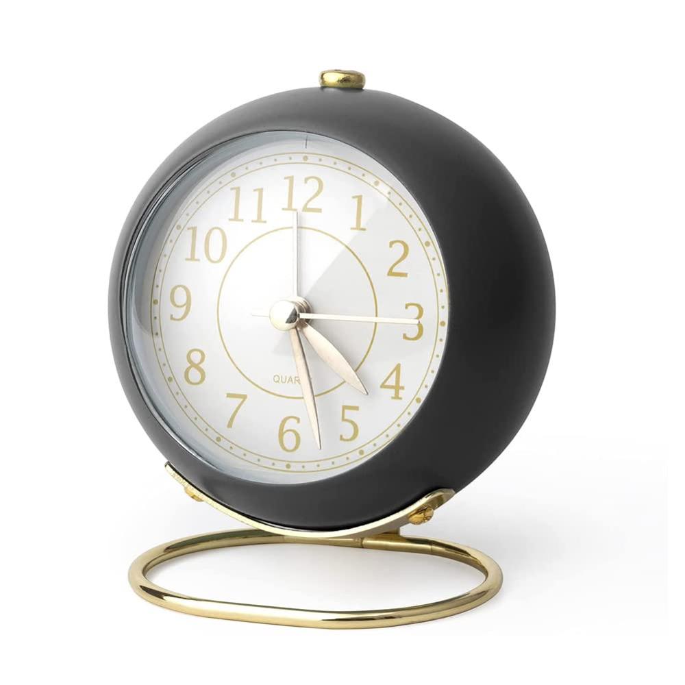 Round Desk Classic Clock - Features: Heart Rate Monitor