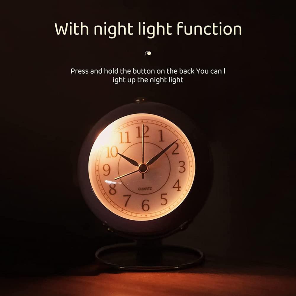 Round Desk Classic Clock - Features: Heart Rate Monitor