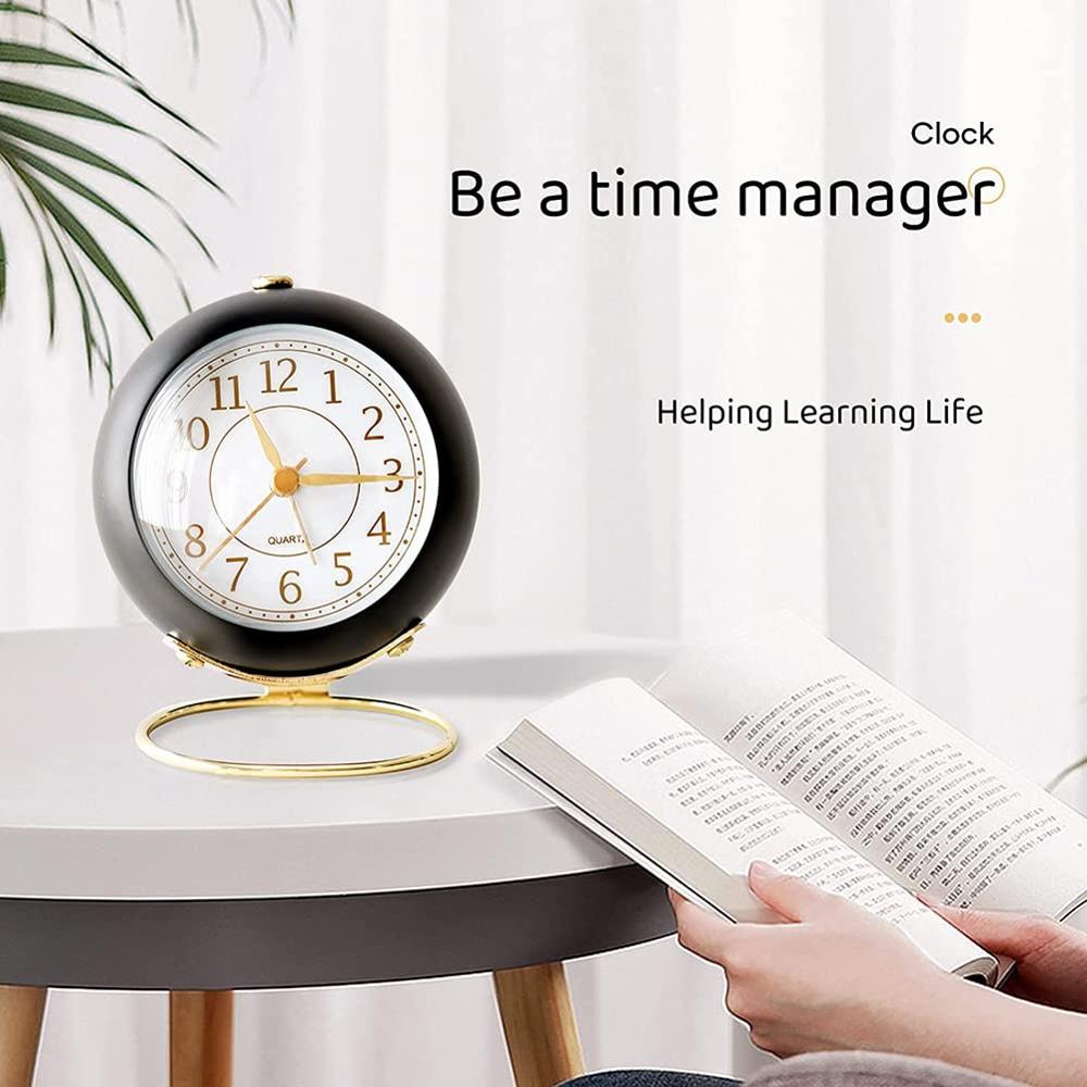 Round Desk Classic Clock - Features: Heart Rate Monitor
