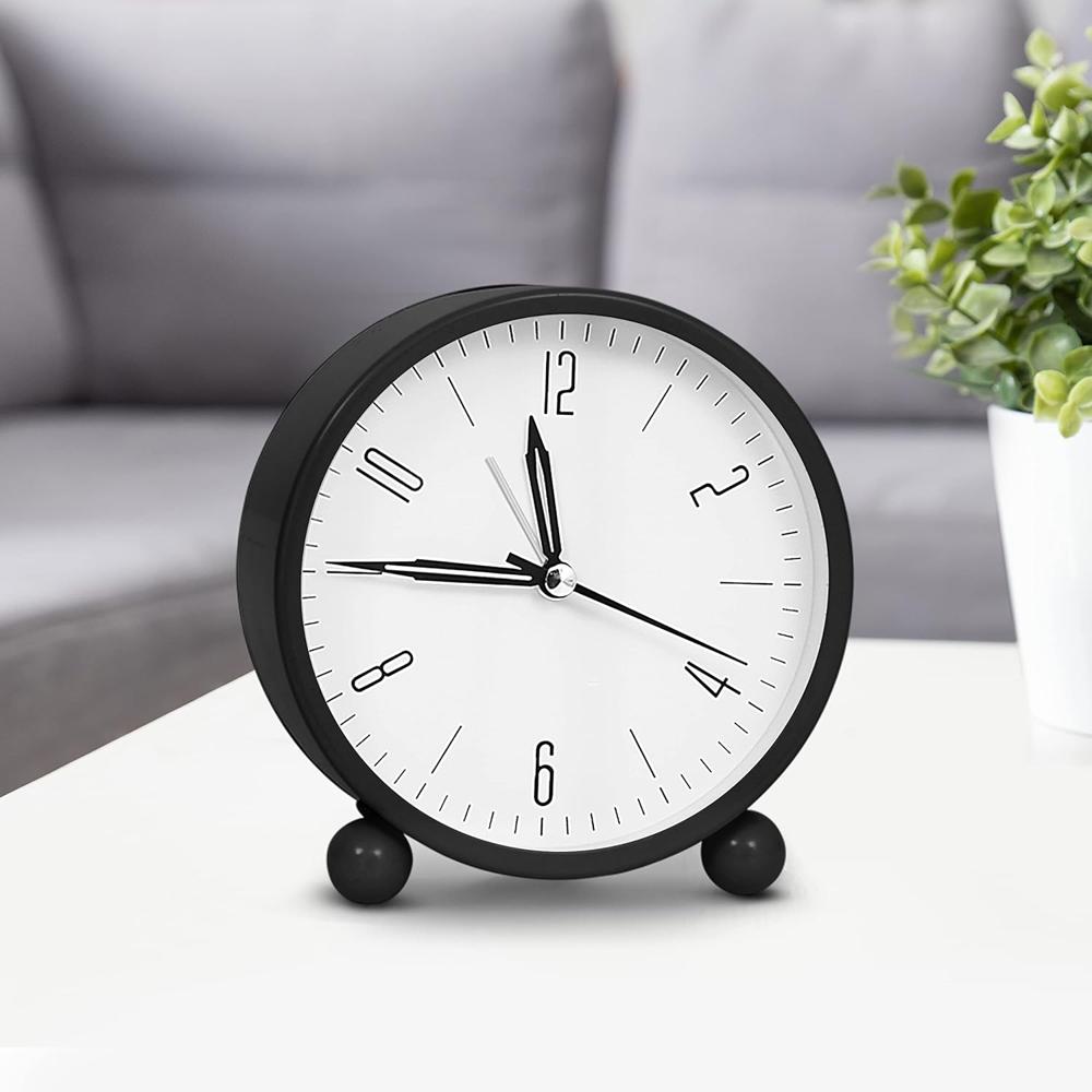 Round Silent Analog Desk Clock Black