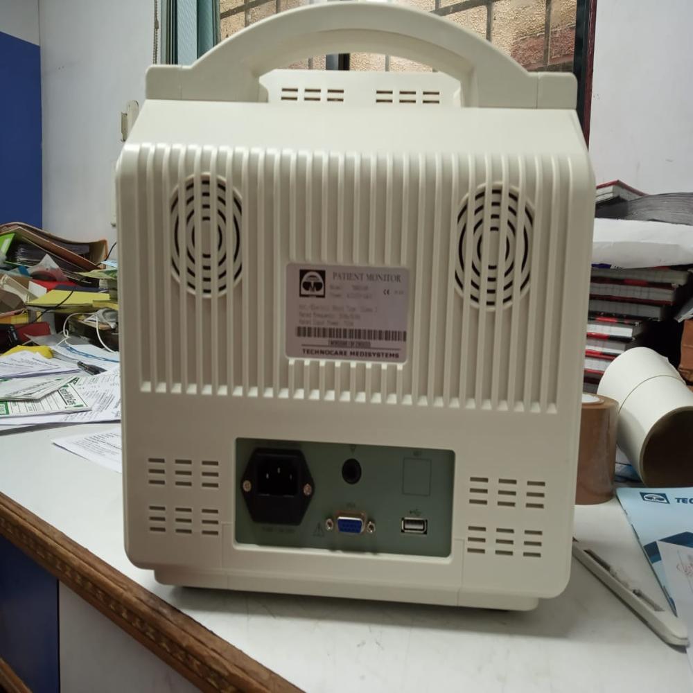 Km12c Multipara Monitor - Plastic Material, 25x25x25 Inch Size, White Color | High-resolution Touchscreen, Multi-parameter Monitoring, Comprehensive Alarm System, Built-in Data Storage, Portable Design