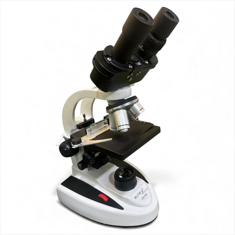 Microscopes Slides - Color: White & Black