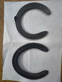 Metal Horse Shoes