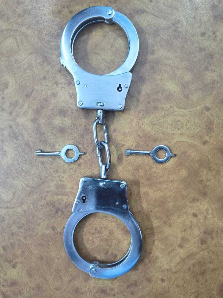 Metal Handcuffs - Color: Silver