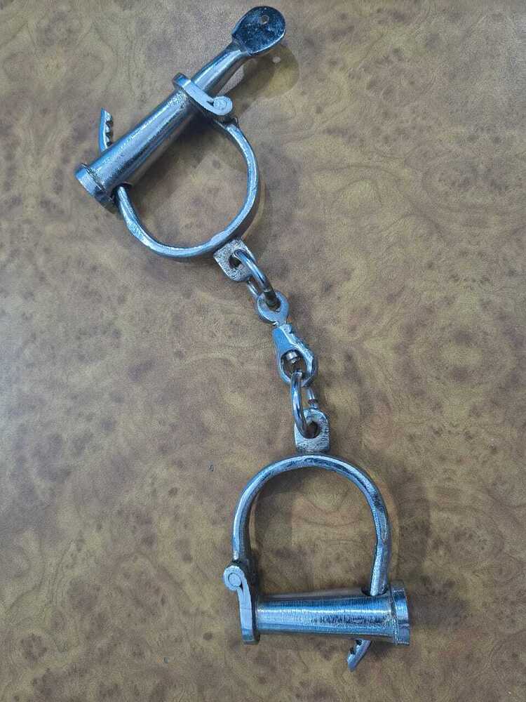 Metal Handcuffs - Color: Silver