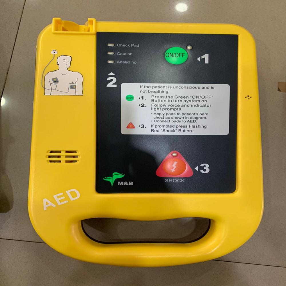 Aed-7000 - Portable Automatic External Defibrillator , Easy To Use Design For Quick Emergency Response