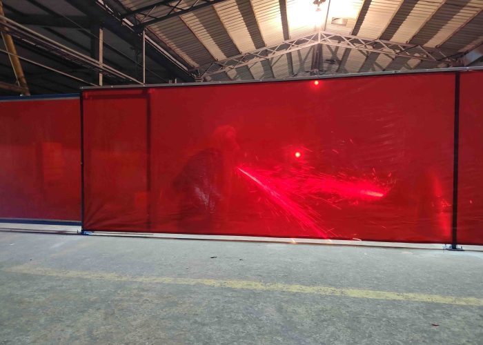Welding Curtains And Frames - Color: Transparent