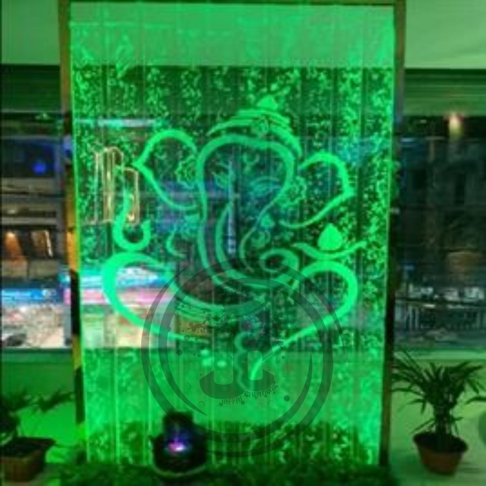 Acrylic bubble wall fountain