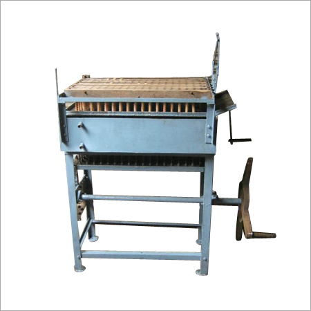 प्लेन कैंडल मेकिंग मशीन।