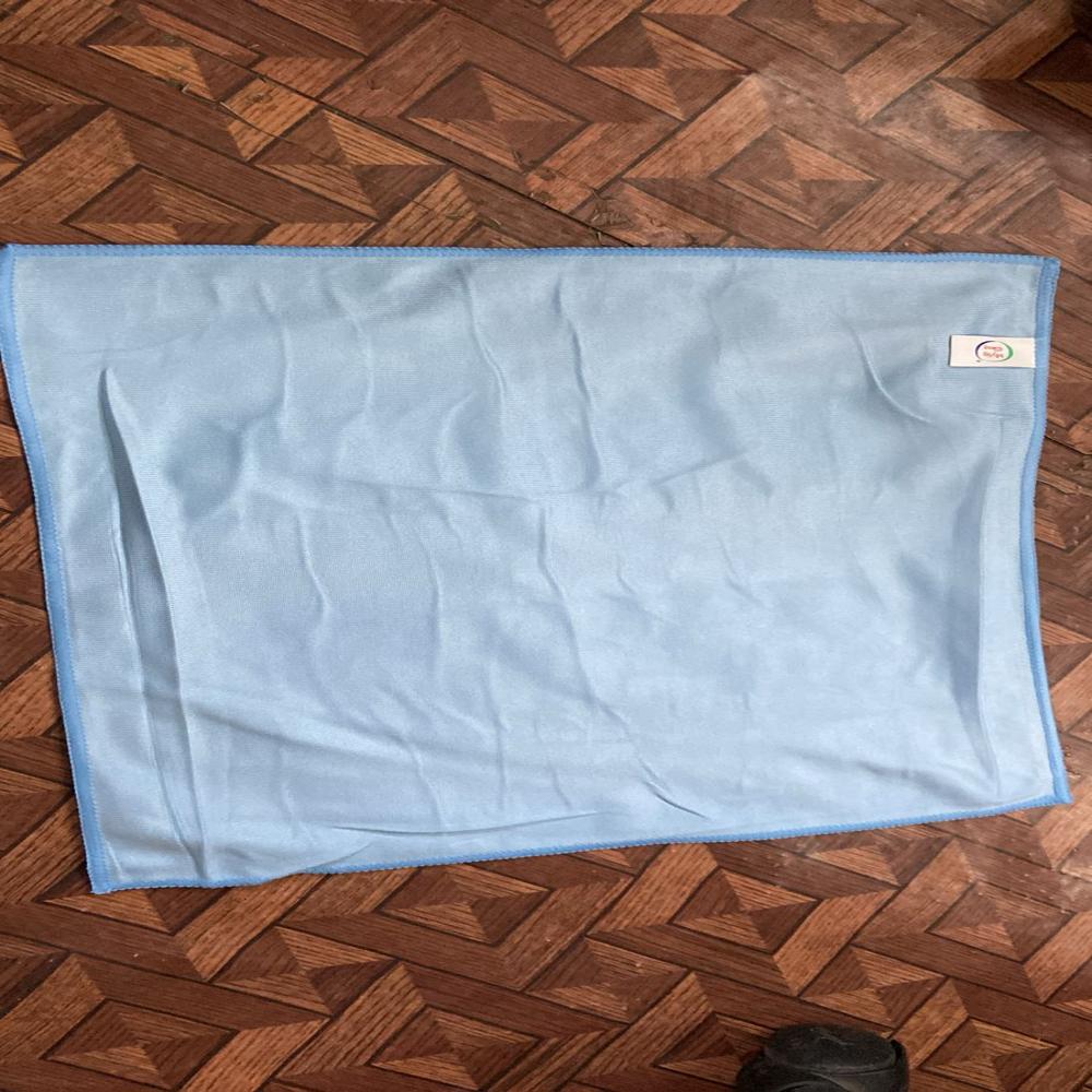 MICROFIBER GLASS CLEANING CLOTH 300 GSM