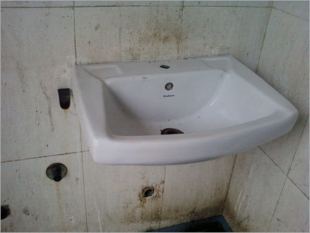 वॉश बेसिन क्लीनर