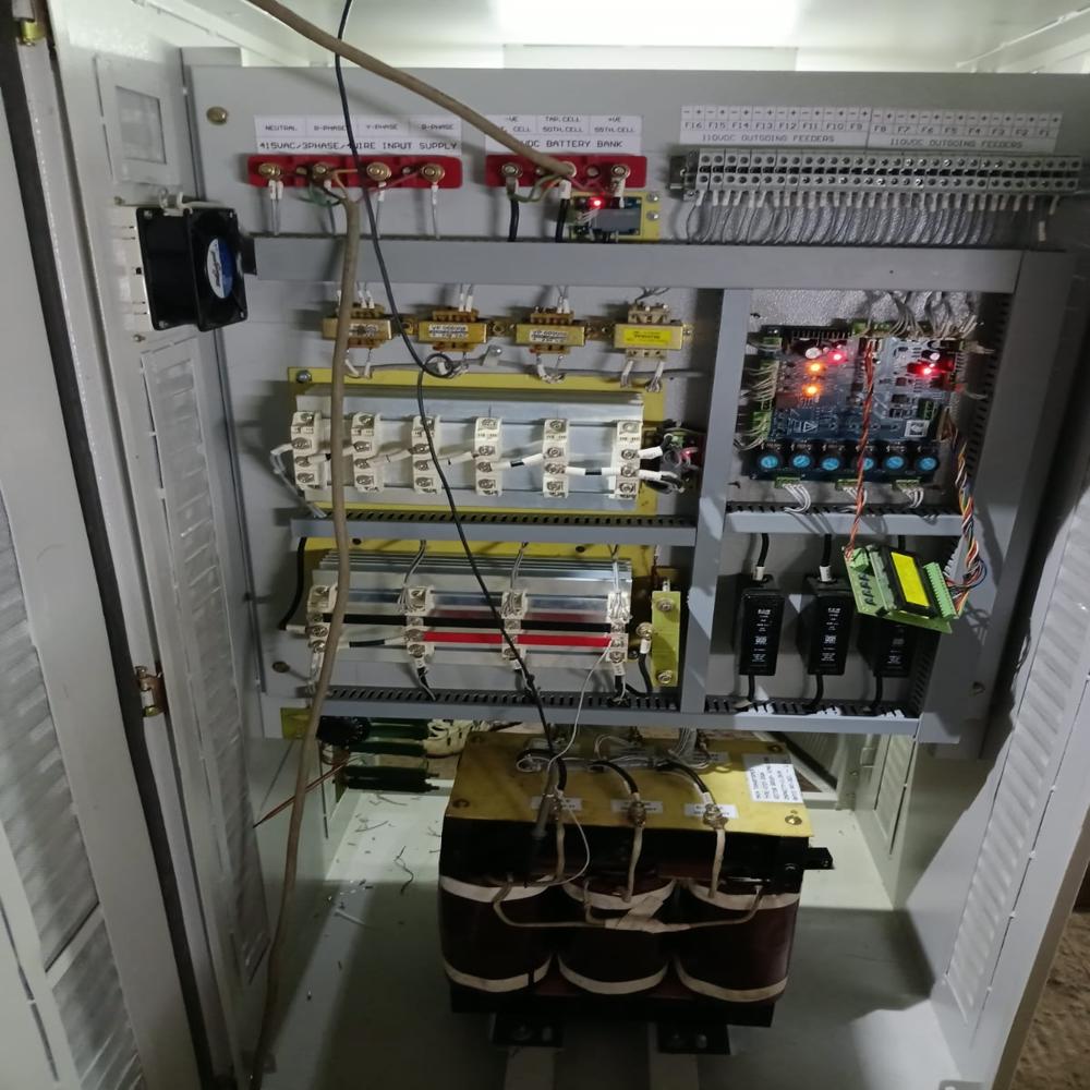 Thyristor Controlled Battery Charger - Iron Material, Corrosion Resistant | Durable Performance For Enhanced Efficiency