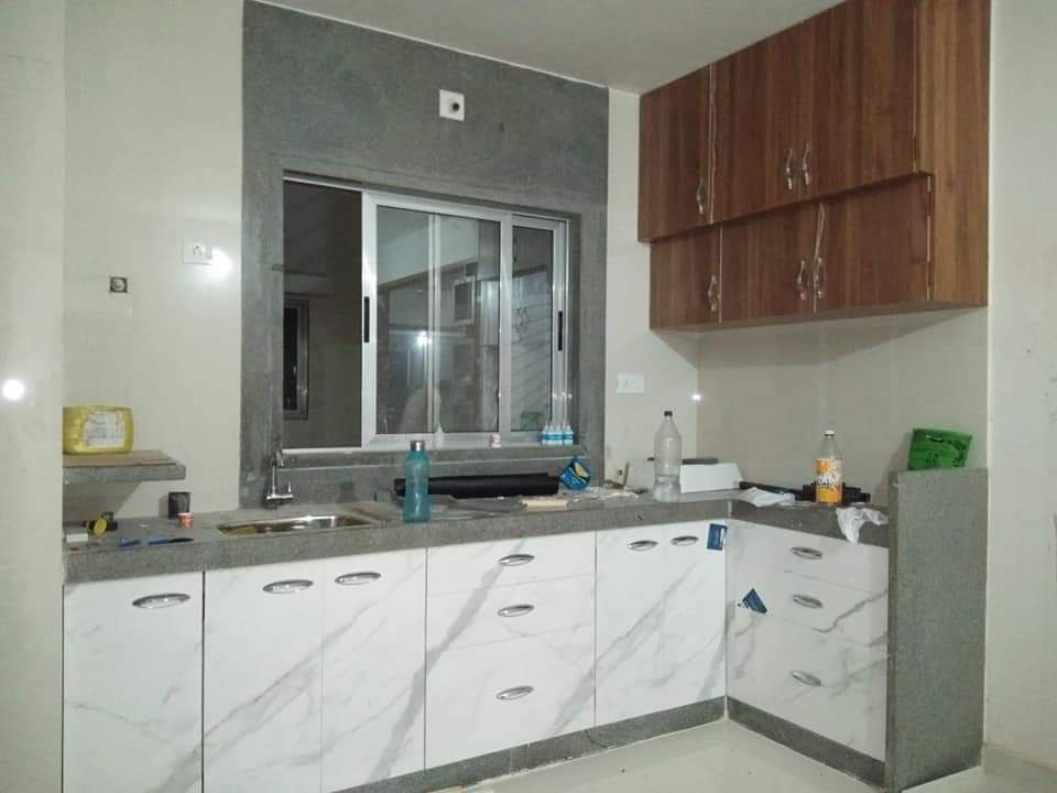 2.5 Feet L Shape Pvc Kitchen Cabinet