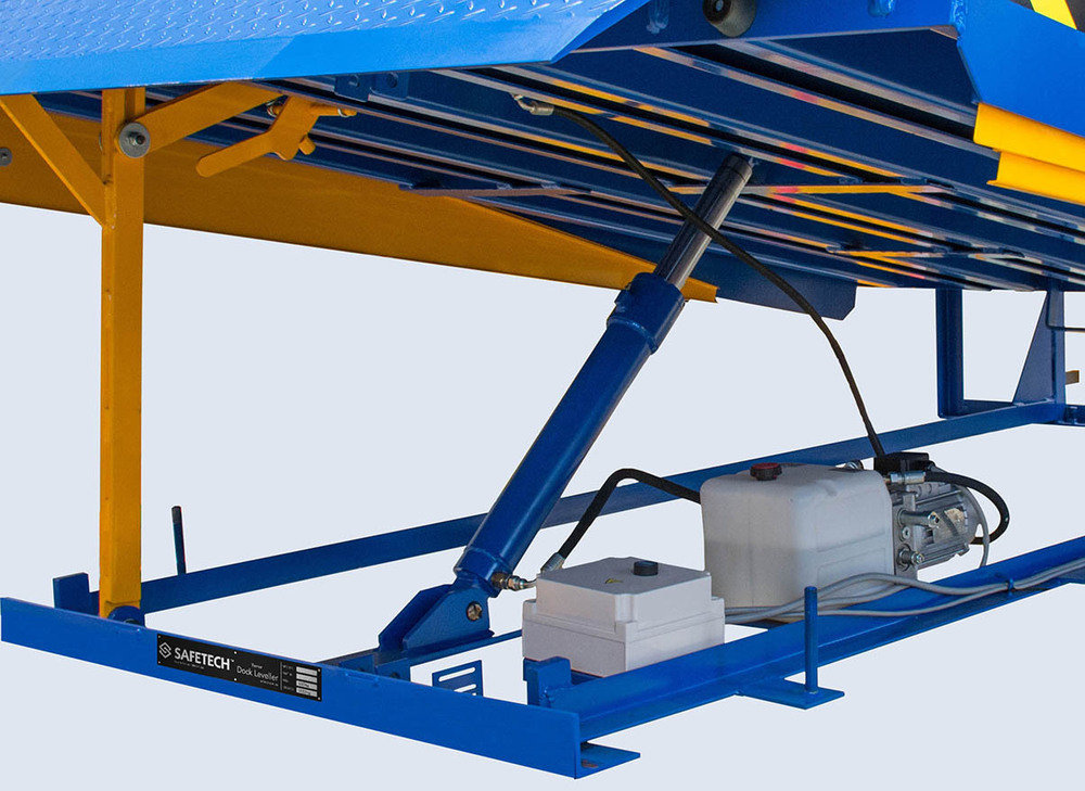 Electro - Hydraulic Dock Leveller - Attributes: Durable