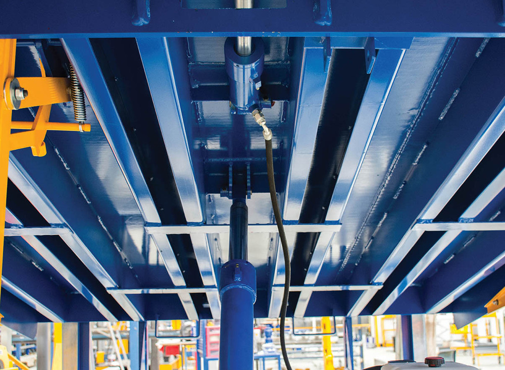 Electro - Hydraulic Dock Leveller