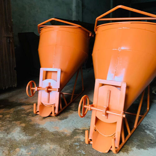 Banana Type Concrete Bucket - Color: Orange