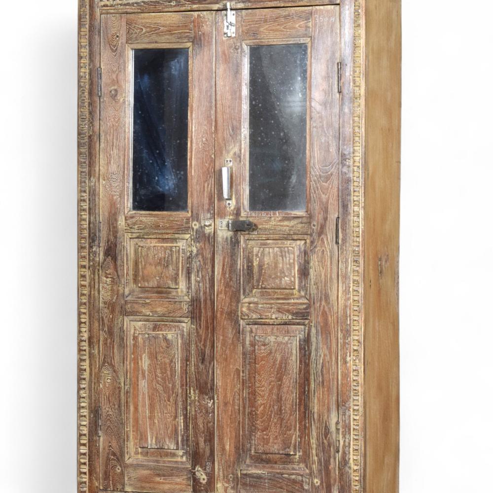 VINTAGE WOODEN CABINET