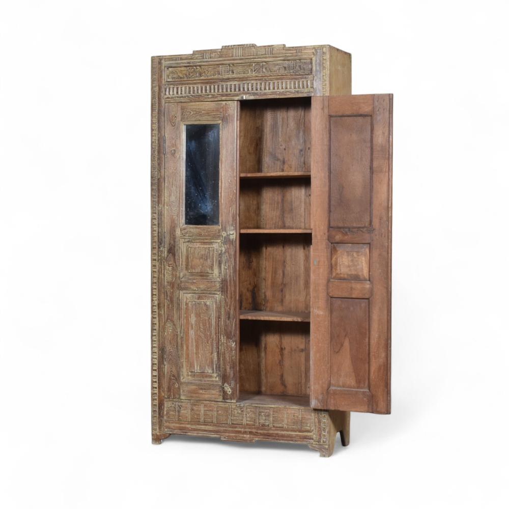 VINTAGE WOODEN CABINET