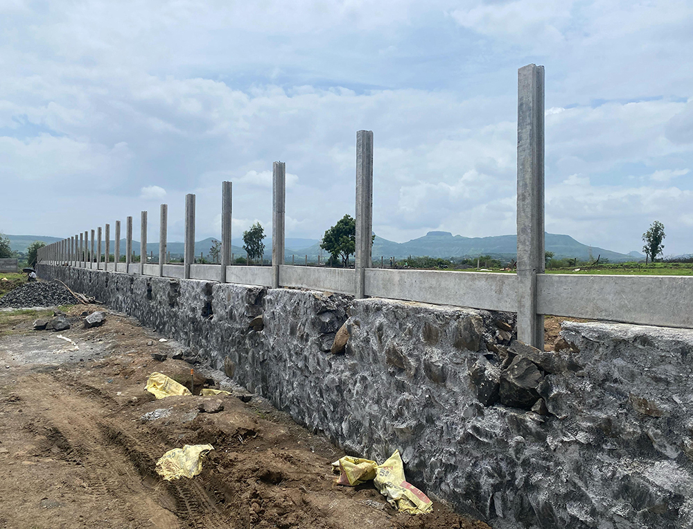 Concrete Security Wall - Feature: Fast Installation