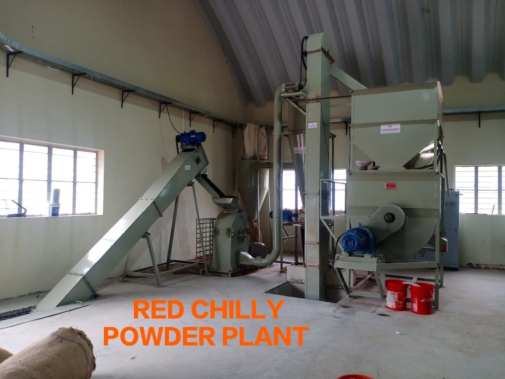 Red Chilly Powder Plant - Color: Multiple