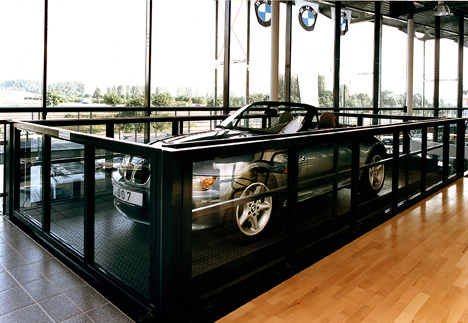 हाइड्रॉलिक कार लिफ्ट