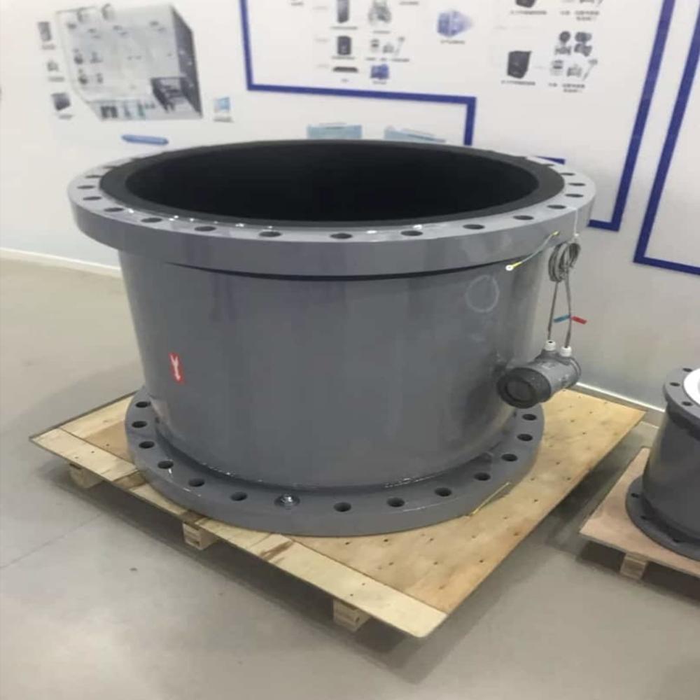 Electromagnetic Flow Meter - Accuracy: High %