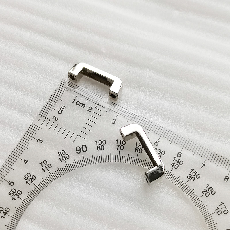 C-shaped Zinc Alloy for Handbags