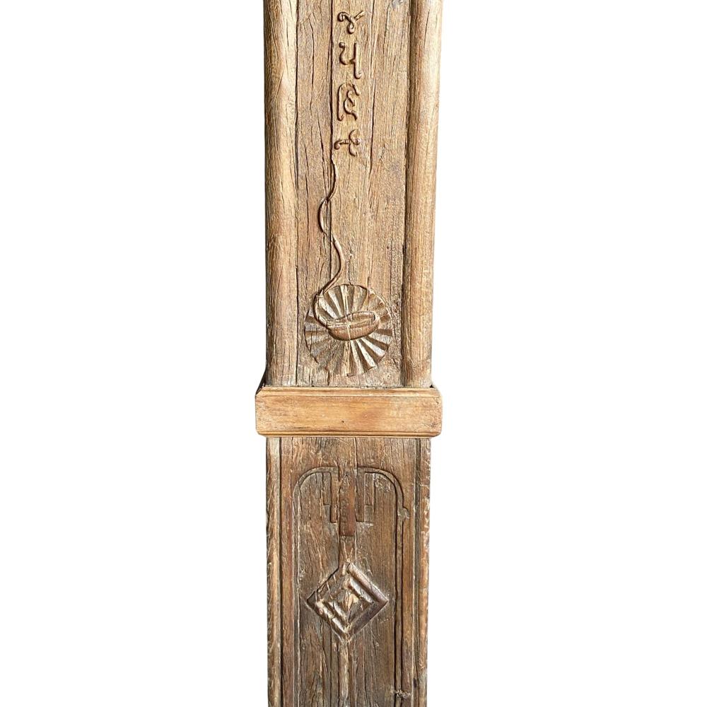 VINTAGE WOODEN PILLAR