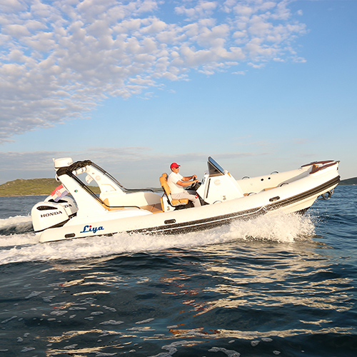 Liya 7.5m Rigid Inflatable Boats Semi Rigid Hull Boat - Capacity: 1800 Kg/hr